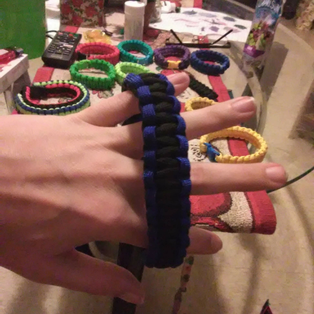 Parachute bracelets - Picture 8 of 16